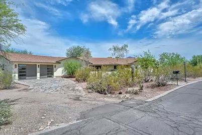 2318 N 57th Place, Scottsdale, AZ 85257 - Photo 8