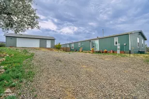 1075 N Ambassador Rd, Dewey, AZ 86327 - Photo 1