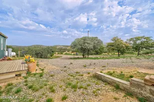 1075 N Ambassador Rd, Dewey, AZ 86327 - Photo 32