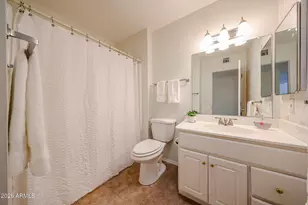 10641 W Saratoga Cir, Sun City, AZ 85351 - Photo 10