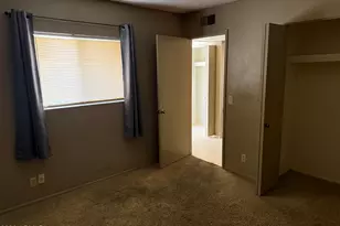 1126 E Cheryl Dr, Phoenix, AZ 85020 - Photo 12