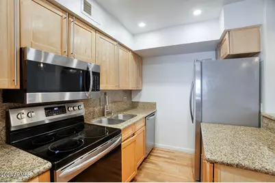 4410 N Longview Avenue #119, Phoenix, AZ 85014 - Photo 6