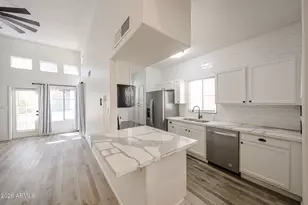 11333 N 92nd St, Scottsdale, AZ 85260 - Photo 6