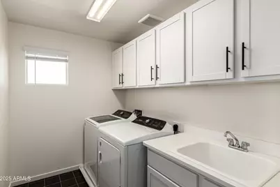48 E Bates Street, Mesa, AZ 85201 - Photo 30