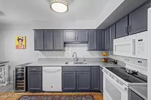 1622 E Borghese Pl, Phoenix, AZ 85016 - Photo 10