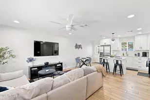 1725 S Marilyn Ann Dr, Tempe, AZ 85281 - Photo 4