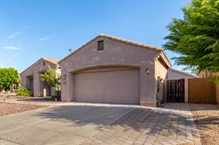 359 E Horseshoe Ave, Gilbert, AZ 85296 - Photo 4
