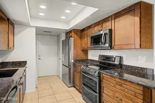 2208 E Hearn Rd, Phoenix, AZ 85022 - Photo 10