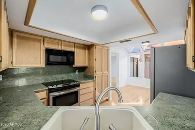 1875 E State Avenue, Phoenix, AZ 85020 - Photo 16