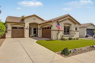 2660 E Blue Spruce Ln, Gilbert, AZ 85298 - Photo 2