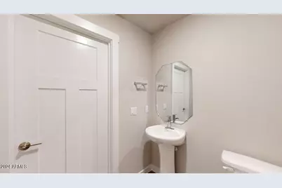 2824 W Sable Avenue, Apache Junction, AZ 85120 - Photo 12
