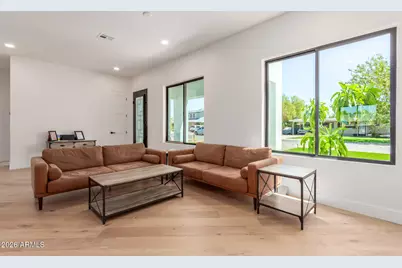 3014 E Avalon Drive, Phoenix, AZ 85016 - Photo 2