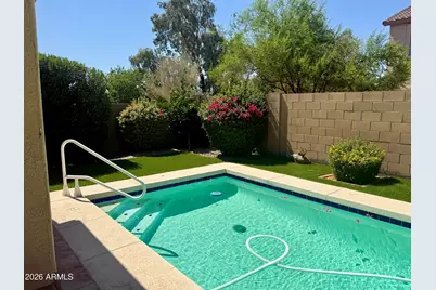 17278 W Marshall Lane, Surprise, AZ 85388 - Photo 8