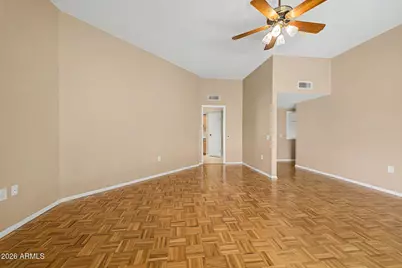 10433 W Hutton Drive, Sun City, AZ 85351 - Photo 14