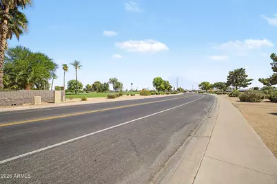 10433 W Hutton Drive, Sun City, AZ 85351 - Photo 38