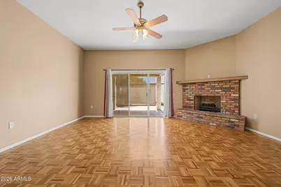 10433 W Hutton Drive, Sun City, AZ 85351 - Photo 16