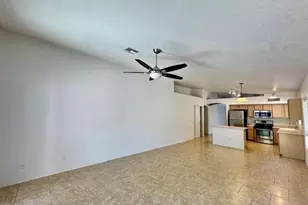 547 W Bluefield Ave, Phoenix, AZ 85023 - Photo 6