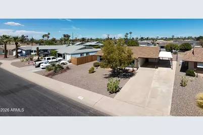 11042 W Canterbury Drive, Sun City, AZ 85351 - Photo 40