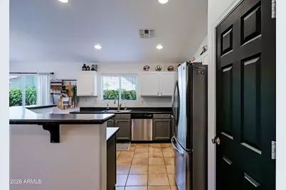 15276 W Laurel Lane, Surprise, AZ 85379 - Photo 18