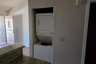 8111 W Wacker Rd, Peoria, AZ 85381 - Photo 6
