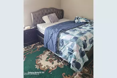 1943 N 77th Glen, Phoenix, AZ 85035 - Photo 10
