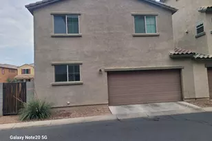 1943 N 77th Glen, Phoenix, AZ 85035 - Photo 20