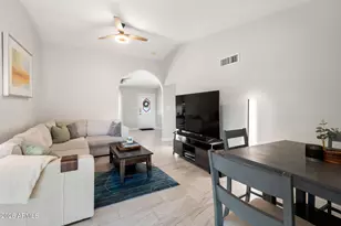 1301 W Kerry Ln, Phoenix, AZ 85027 - Photo 2