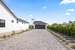 4119 E Stanford Dr, Phoenix, AZ 85018 - Photo 48