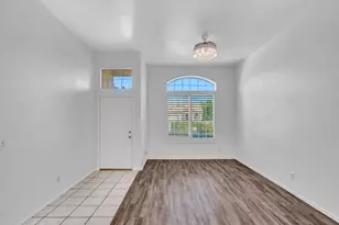 21921 N 68th Ave, Glendale, AZ 85310 - Photo 6