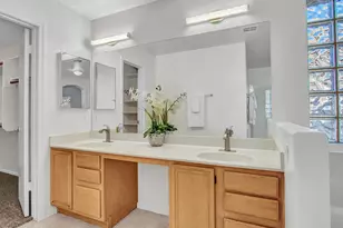 21921 N 68th Ave, Glendale, AZ 85310 - Photo 20