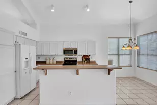 21921 N 68th Ave, Glendale, AZ 85310 - Photo 24
