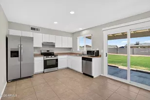 5709 S Roberts Rd, Tempe, AZ 85283 - Photo 12