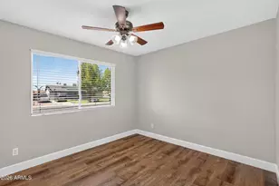 5709 S Roberts Rd, Tempe, AZ 85283 - Photo 20
