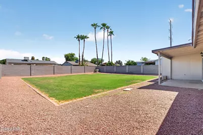 5709 S Roberts Road, Tempe, AZ 85283 - Photo 6