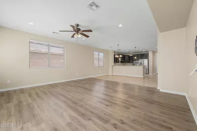 2531 E Eleana Lane, Gilbert, AZ 85298 - Photo 6