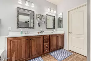18152 W Paradise Ln, Surprise, AZ 85388 - Photo 22