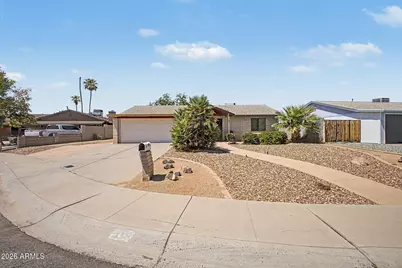 16 W Duke Drive, Tempe, AZ 85283 - Photo 2