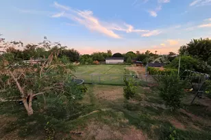 4201 W Waltann Ln, Phoenix, AZ 85053 - Photo 38