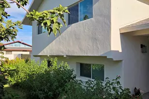 4201 W Waltann Ln, Phoenix, AZ 85053 - Photo 4