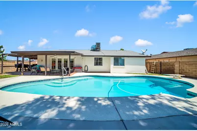 5647 W Vogel Avenue, Glendale, AZ 85302 - Photo 2