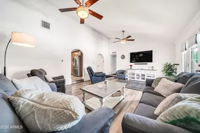5647 W Vogel Avenue, Glendale, AZ 85302 - Photo 8