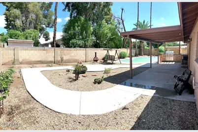 15611 N 57th Lane, Glendale, AZ 85306 - Photo 20