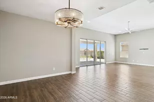 26009 N 137th Ln, Peoria, AZ 85383 - Photo 8
