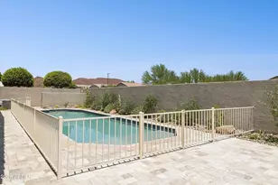 26009 N 137th Ln, Peoria, AZ 85383 - Photo 42