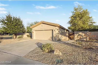 14007 W Edgemont Avenue, Goodyear, AZ 85395 - Photo 4