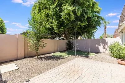 3157 E Hazelwood Street, Phoenix, AZ 85016 - Photo 20
