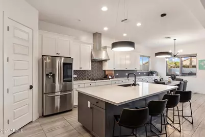 2080 E Aquarius Place, Chandler, AZ 85249 - Photo 10