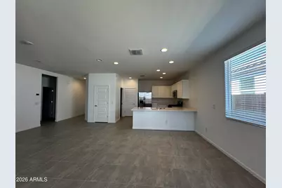 9819 W Flower Street, Phoenix, AZ 85037 - Photo 4