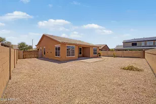16066 W Anasazi St, Goodyear, AZ 85338 - Photo 34