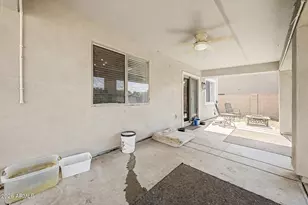 11426 W Madisen Ellise Dr, Surprise, AZ 85378 - Photo 30